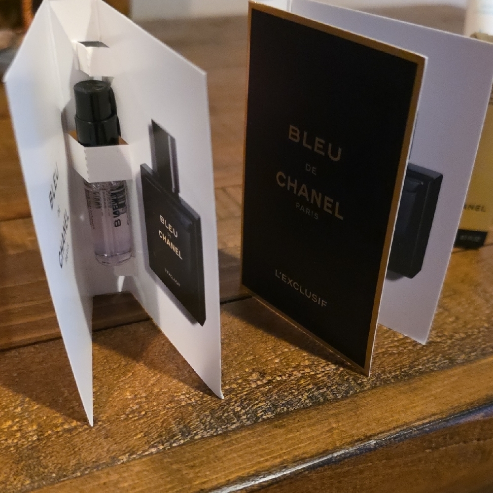 Skincare Sample - Picture 5 of 10
